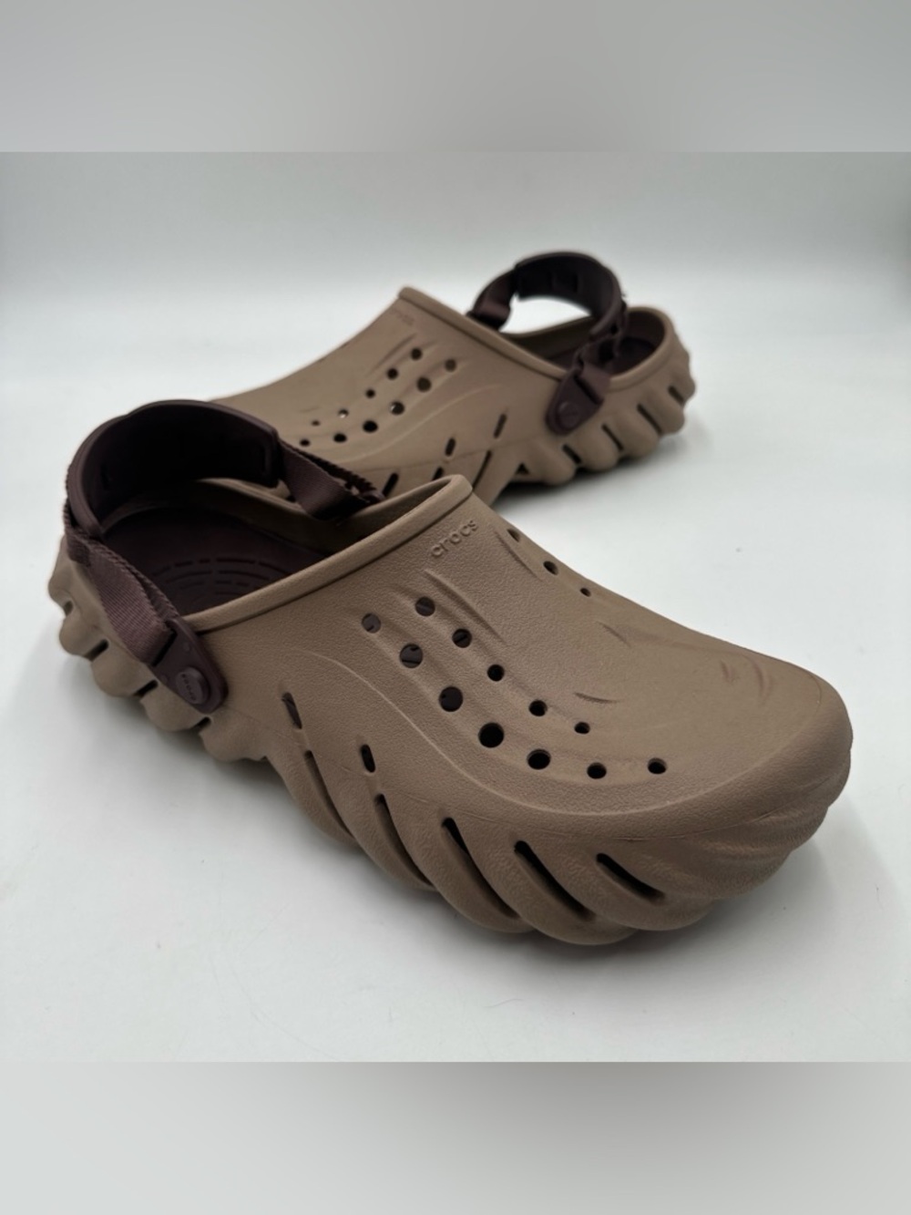 Crocs Echo Clogs Men’s Size 13 Brown Slip On Casual Shoes EUC Lightweight